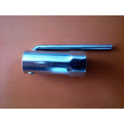 Llave de bujías universal plegable.