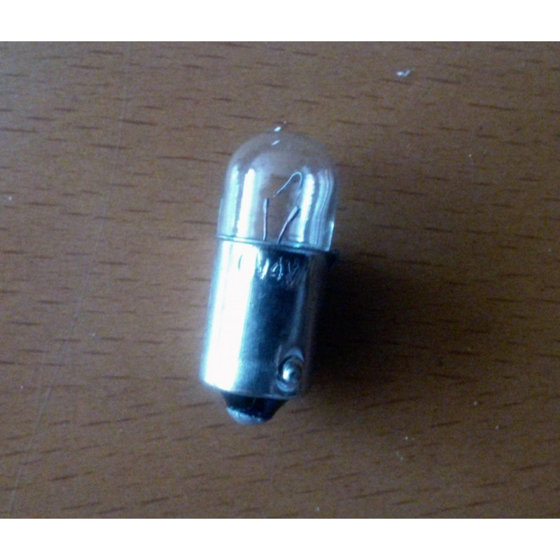 Lámpara posicion 6V4W.