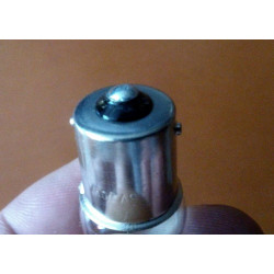 Lámpara Bilux 6V10W.