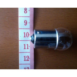 Lámpara Bilux 6V10W.