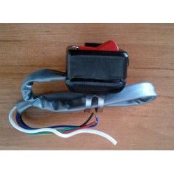 Llave de luces tapa negra con instalación.