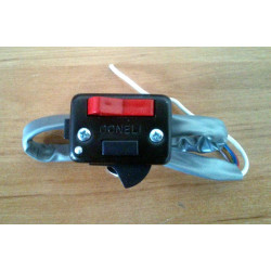 Llave de luces tapa negra con instalación.
