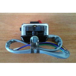 Llave de luces tapa cromada con instalación.