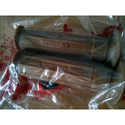 Grip set for Ossa. Brown