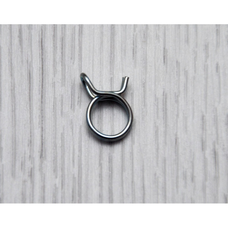 Abrazadera para tubos de gasolina 8 mm.