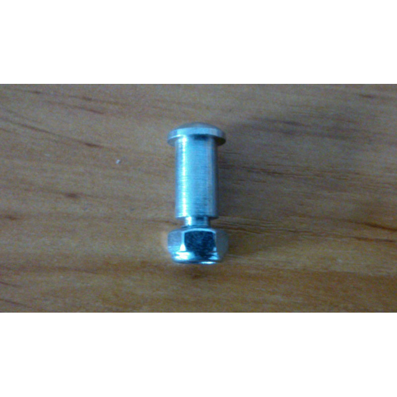 Tornillo con tuerca para maneta.