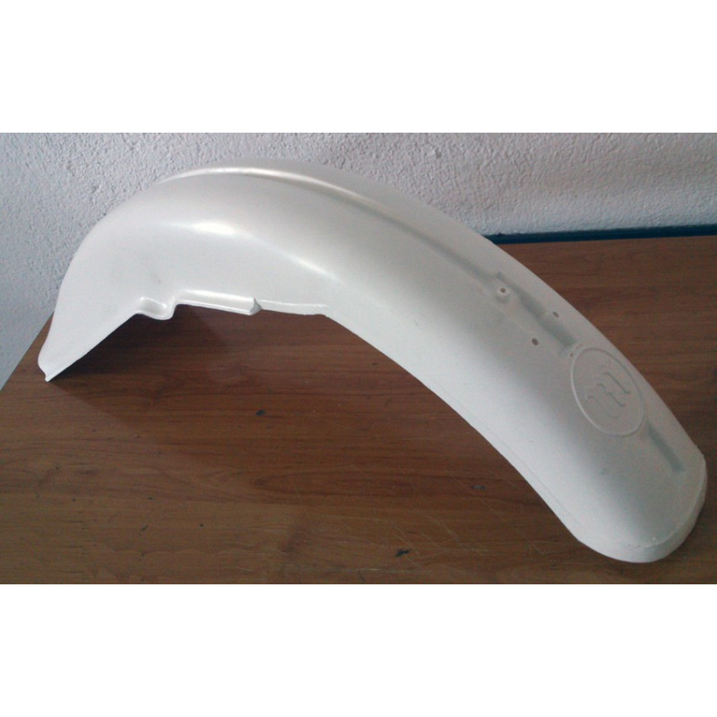 Guardabarros trasero blanco cota 348 - 349.