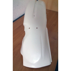 Guardabarros trasero blanco cota 348 - 349.