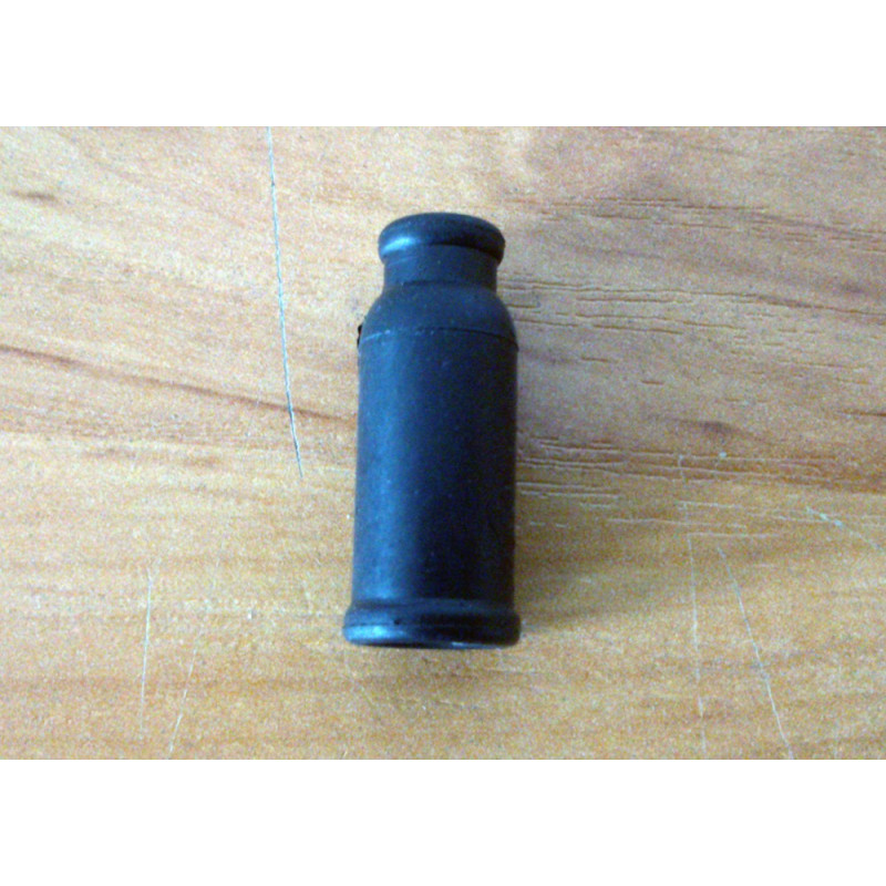 Cable tensioner gas cap.