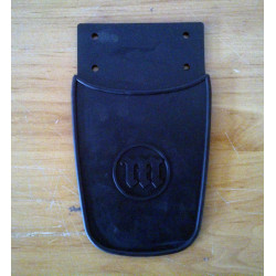 Faldón guardabarros delantero estrecho para Montesa.