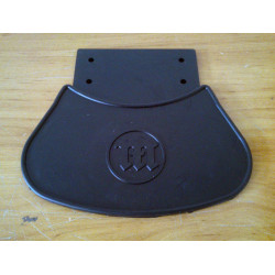 Faldón guardabarros delantero para Montesa.