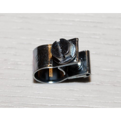 Abrazadera con tornillo para tubos gasolina 8-10 mm.