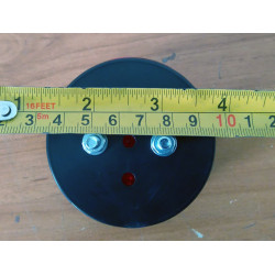 Piloto trasero redondo.