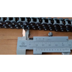 Bultaco long simplex primary chain.