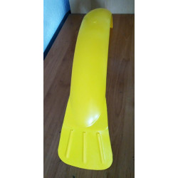 Yellow front fender trial.