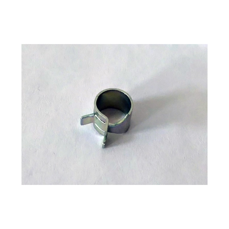 Abrazadera muelle para tubos 9 mm.