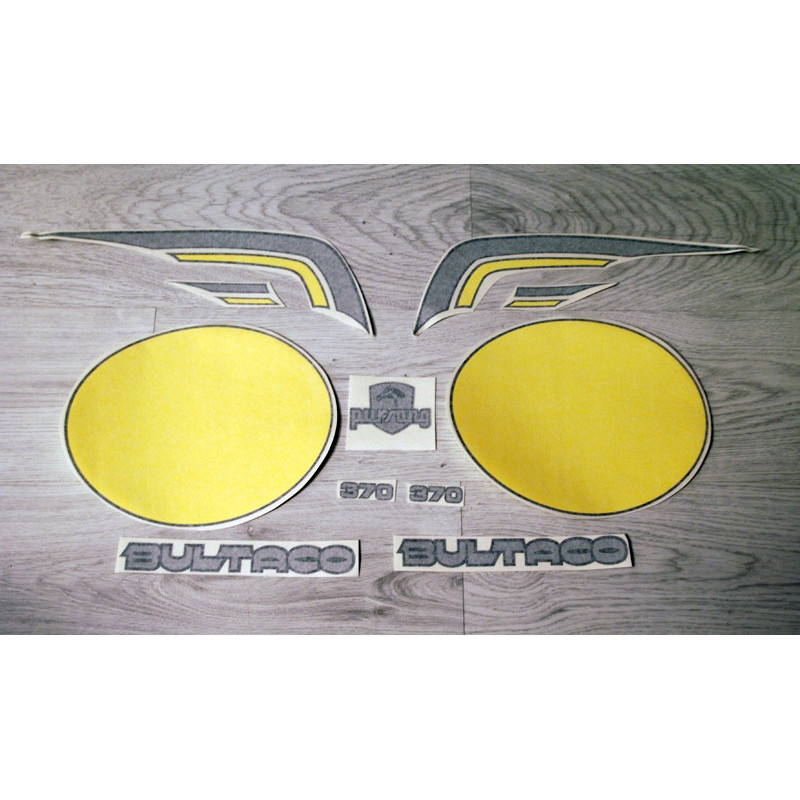 Adhesives Bultaco Pursang MK10 370 set.