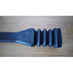 Goma protección cadena secundaria.