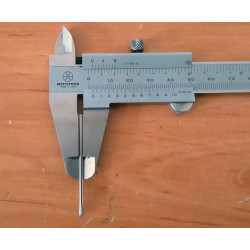 Dellorto carburetor float shaft.