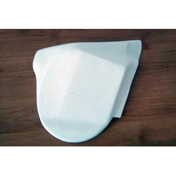 Tapa lateral izquierda...