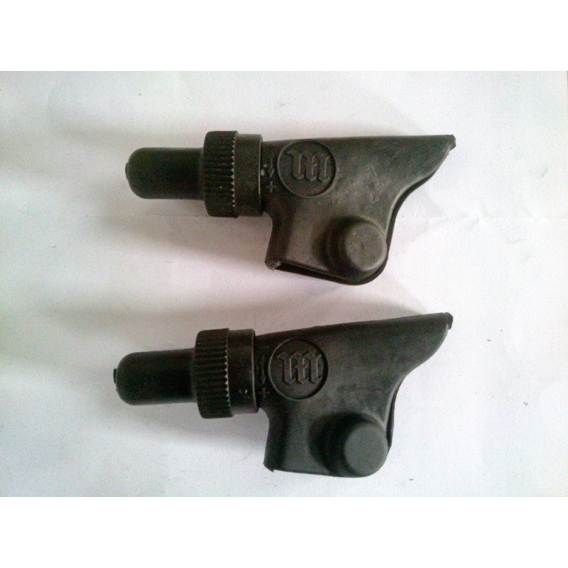 Juego gomas cubremanetas Montesa.